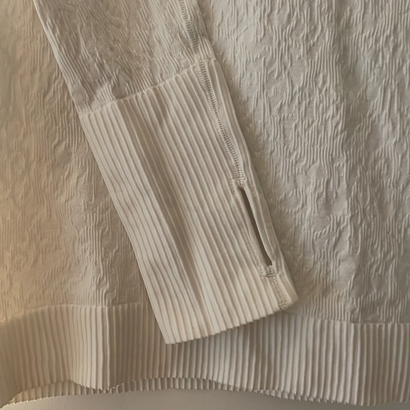 White Lululemon Rest Less Pull-over - Picture 4 of 4